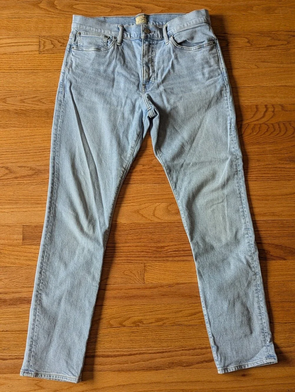 J. Crew Men's Light Wash 1040 Jeans, 33/32